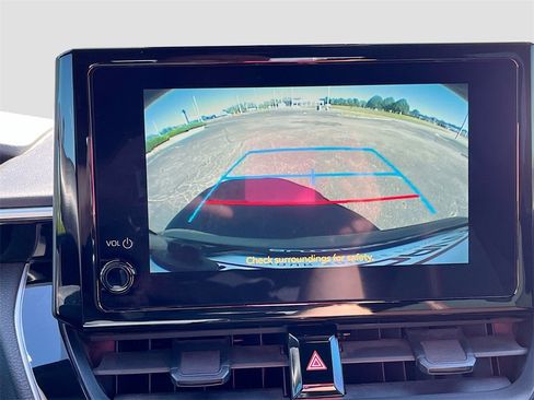 Used 2023 Toyota Corolla SE image 13