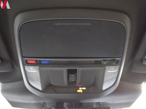 Used 2025 Subaru Forester Touring image 19