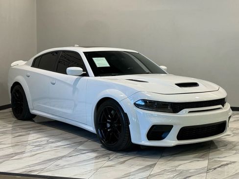 Used 2022 Dodge Charger Scat Pack image 4