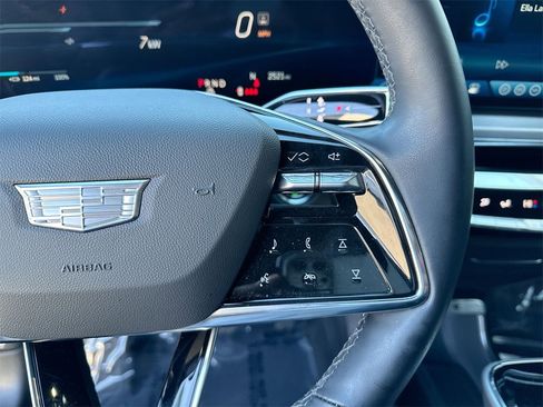 Used 2025 Cadillac Lyriq Sport image 18