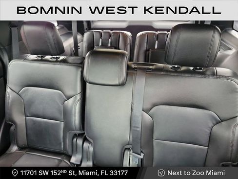 Used 2018 Ford Explorer XLT w/ Equipment Group 202A image 7