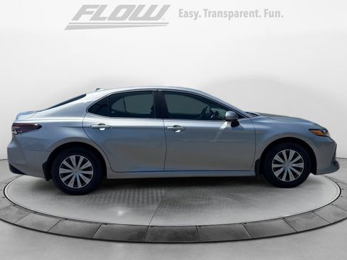 Used 2023 Toyota Camry LE FWD image 8