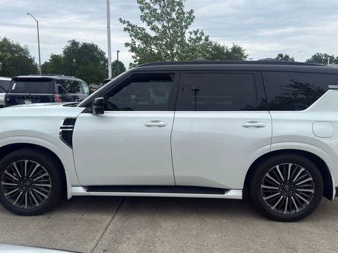 New 2026 Nissan Armada Platinum Reserve AWD/4WD image 2