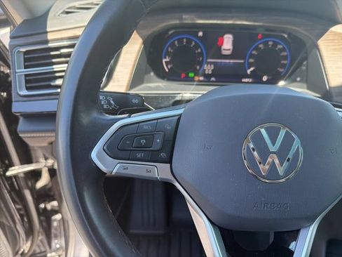 Used 2024 Volkswagen Atlas SEL Premium R-Line AWD/4WD image 25