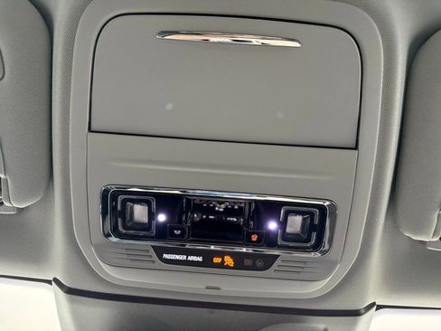 Used 2022 Lincoln Corsair AWD w/ Equipment Group 101A image 39