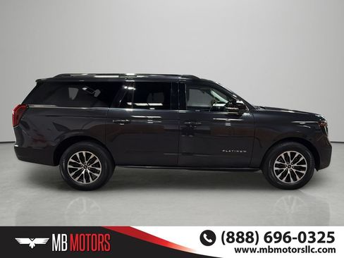 Used 2025 Ford Expedition Max Platinum AWD/4WD image 5