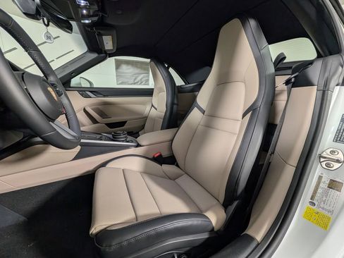 New 2026 Porsche 911 Carrera 4S image 5