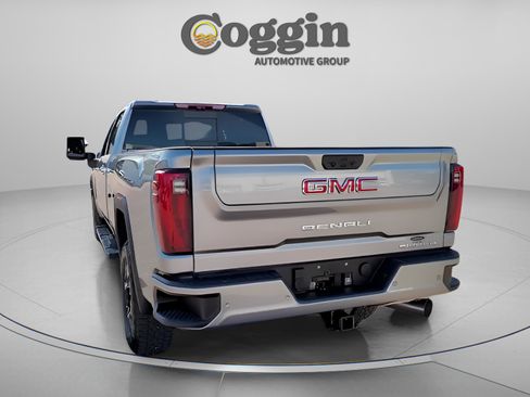 New 2026 GMC Sierra 3500 Denali w/ Technology Package image 10