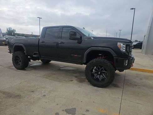 Used 2023 GMC Sierra 3500 AT4 AWD/4WD image 3