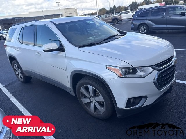 Used 2019 Chevrolet Traverse LT w/ LT Premium Package AWD/4WD image 1