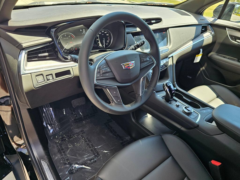 New 2026 Cadillac XT5 Luxury AWD/4WD image 19