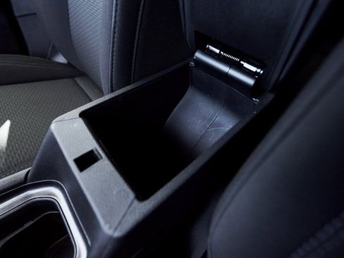 Used 2023 Jeep Compass Sport image 42