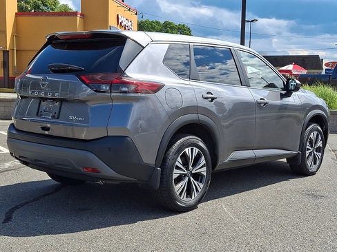 Used 2023 Nissan Rogue SV AWD/4WD image 7