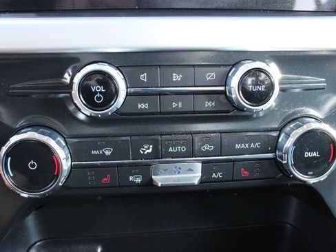 Used 2022 Ford F150 XLT w/ Equipment Group 302A High image 41