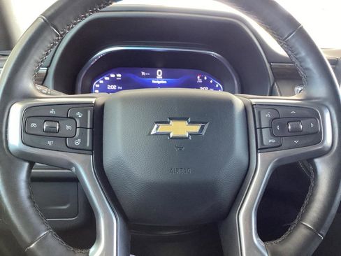 Used 2023 Chevrolet Suburban Premier AWD/4WD image 10
