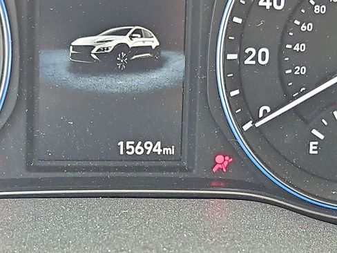 Used 2023 Hyundai Kona SEL AWD/4WD image 18