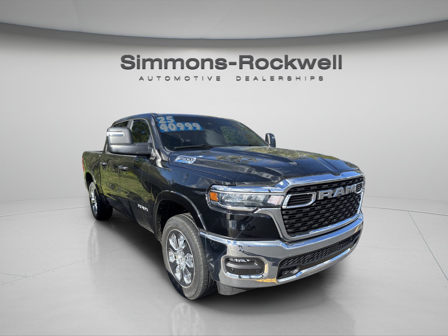 Used 2025 RAM 1500 Big Horn AWD/4WD image 6
