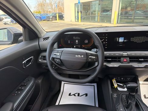 New 2026 Kia K4 EX FWD image 24