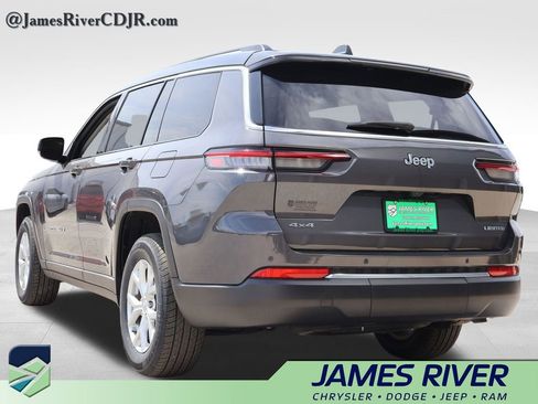 Used 2024 Jeep Grand Cherokee L Limited image 3