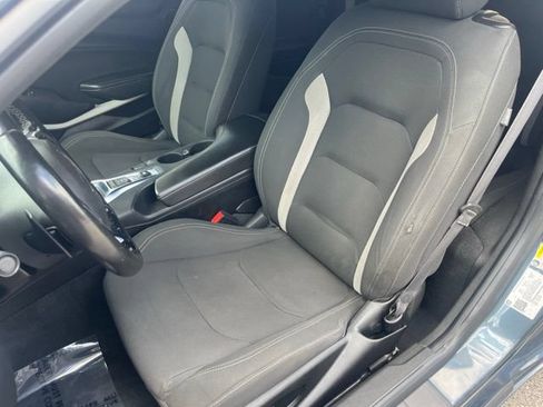 Used 2021 Chevrolet Camaro LT RWD image 15