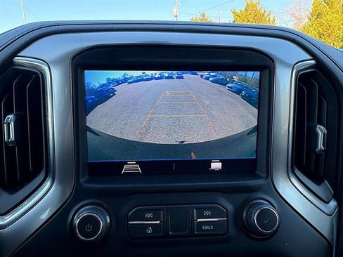 Used 2022 Chevrolet Silverado 1500 LT Trail Boss w/ Safety Package image 24