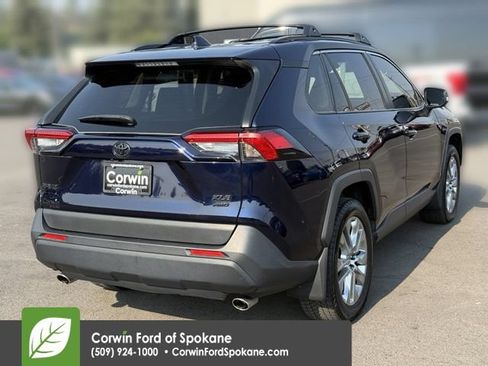 Used 2023 Toyota RAV4 XLE Premium AWD/4WD image 15