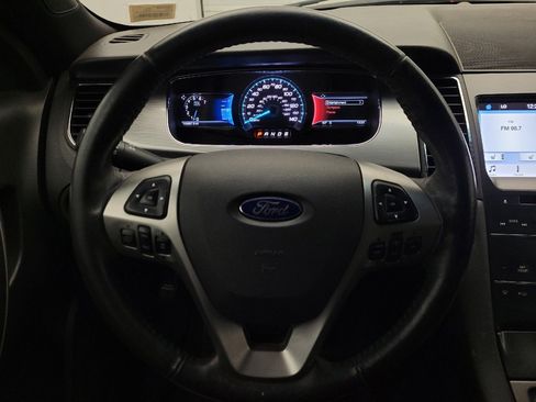 Used 2018 Ford Taurus SEL w/ Equipment Group 201A image 22