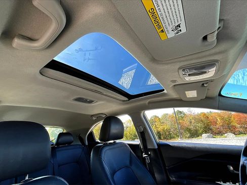 Used 2016 Kia Rio SX image 18