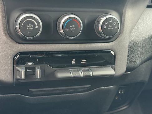 Used 2021 RAM 2500 Big Horn AWD/4WD image 15