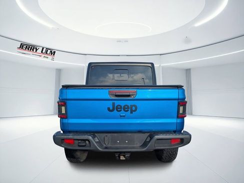 Used 2022 Jeep Gladiator Sport image 4
