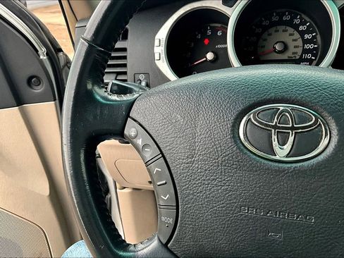 Used 2005 Toyota 4Runner SR5 image 11