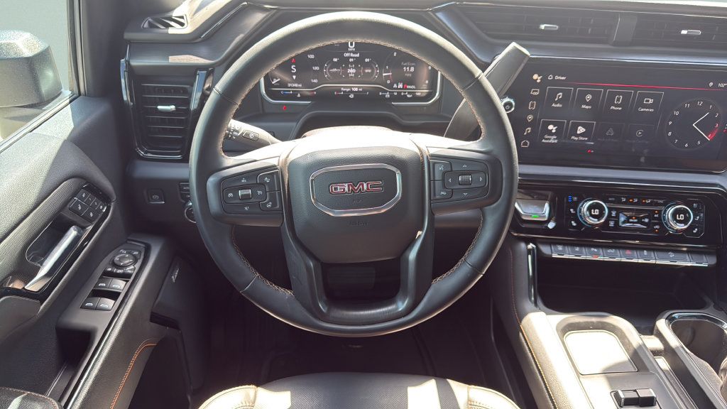 Used 2024 GMC Sierra 2500 AT4 w/ AT4 Premium Plus Package AWD/4WD image 17