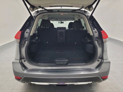 Used 2018 Nissan Rogue SV FWD image 29