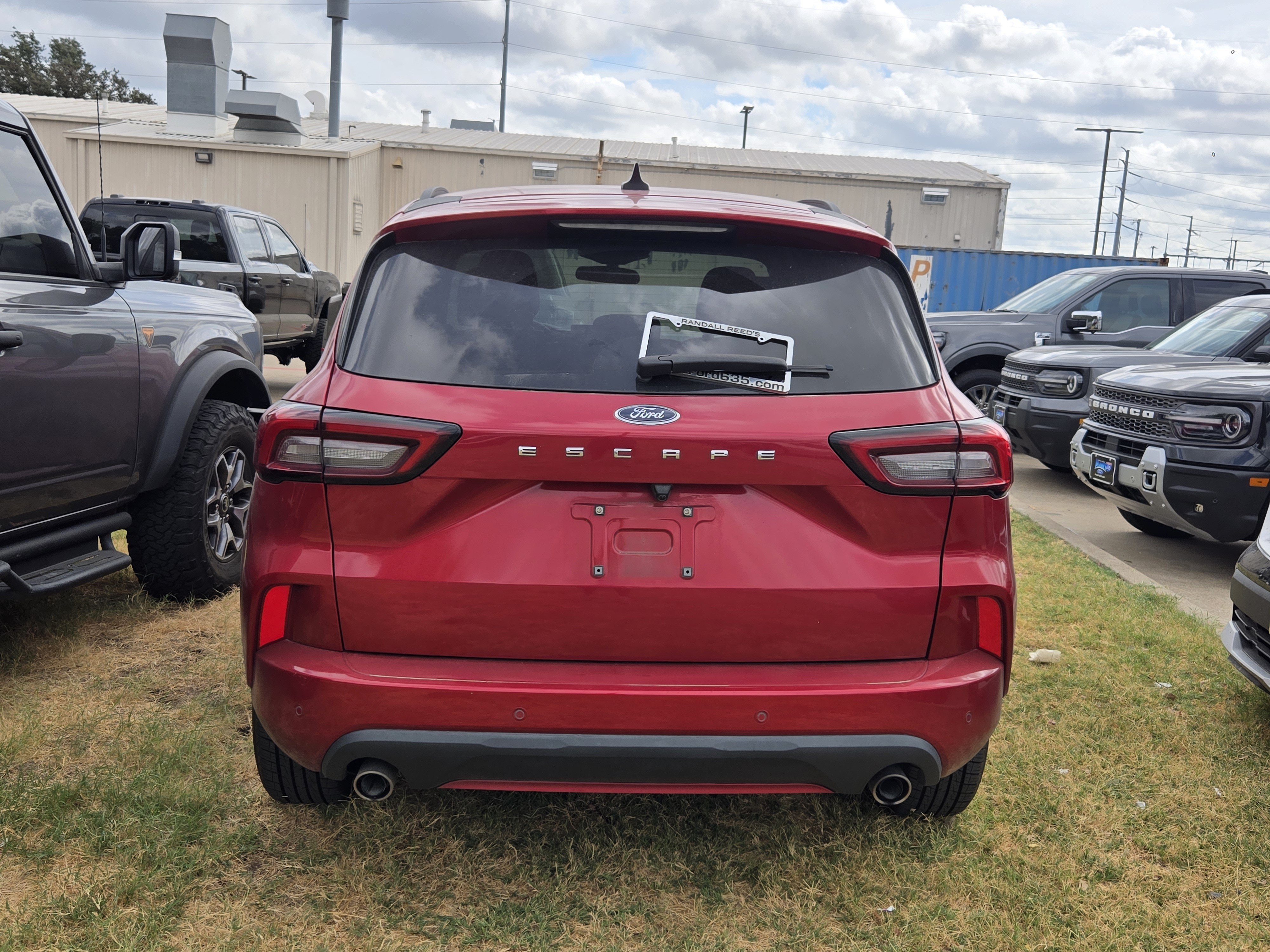 Used 2023 Ford Escape ST-Line w/ Tech Pack #1 FWD image 5