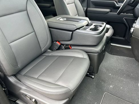 New 2026 GMC Sierra 2500 SLT AWD/4WD image 27