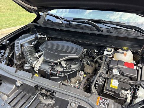 Used 2023 GMC Acadia Denali w/ Denali Technology Package FWD image 36