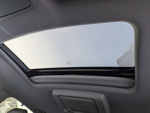 Certified 2019 Honda Pilot Touring image 12