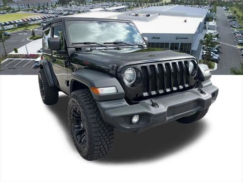 Certified 2018 Jeep Wrangler Sport AWD/4WD image 10