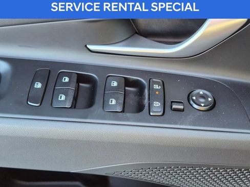 Certified 2026 Hyundai Elantra SE FWD image 16