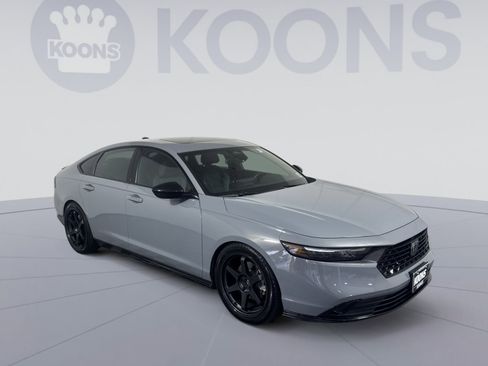 Used 2023 Honda Accord Sport image 10