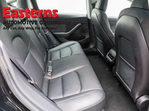 Used 2019 Tesla Model 3 Standard Range image 21