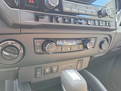New 2026 Nissan Frontier SV w/ SV Convenience Package AWD/4WD image 18