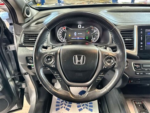 Used 2020 Honda Ridgeline RTL image 17