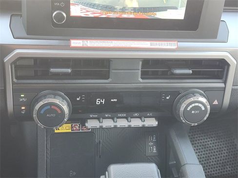 Used 2025 Toyota 4Runner TRD Off-Road image 14