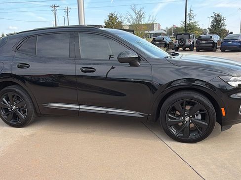 Used 2023 Buick Envision Essence w/ Sport Touring Package AWD/4WD image 7