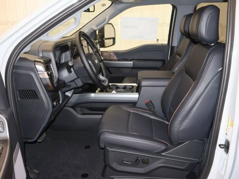 New 2025 Ford F350 Lariat w/ Lariat Ultimate Package image 11