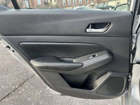 Used 2022 Nissan Altima 2.5 SV image 17