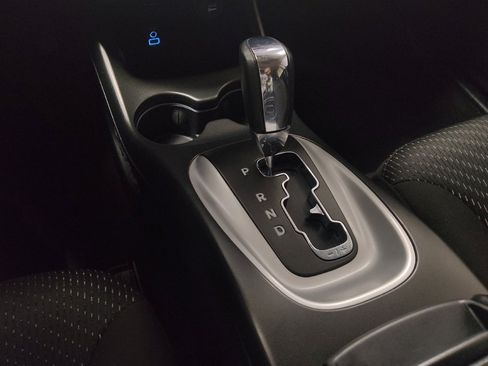 Used 2019 Dodge Journey SE w/ Premium Group image 26