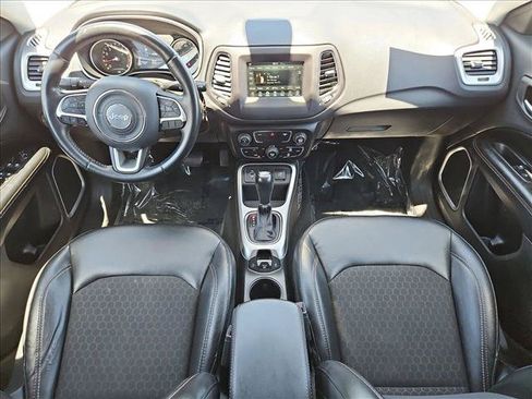 Used 2018 Jeep Compass Latitude w/ Popular Equipment Group FWD image 23