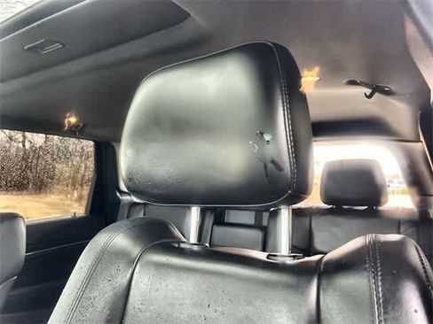 Used 2021 Jeep Grand Cherokee Limited image 25